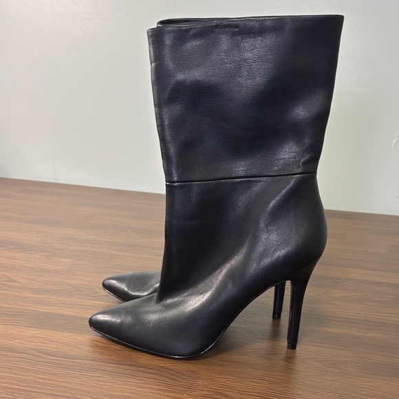 Charles By Charles David Black Heeled Faux Leather Boots Sz 7 - Picture 1 of 9